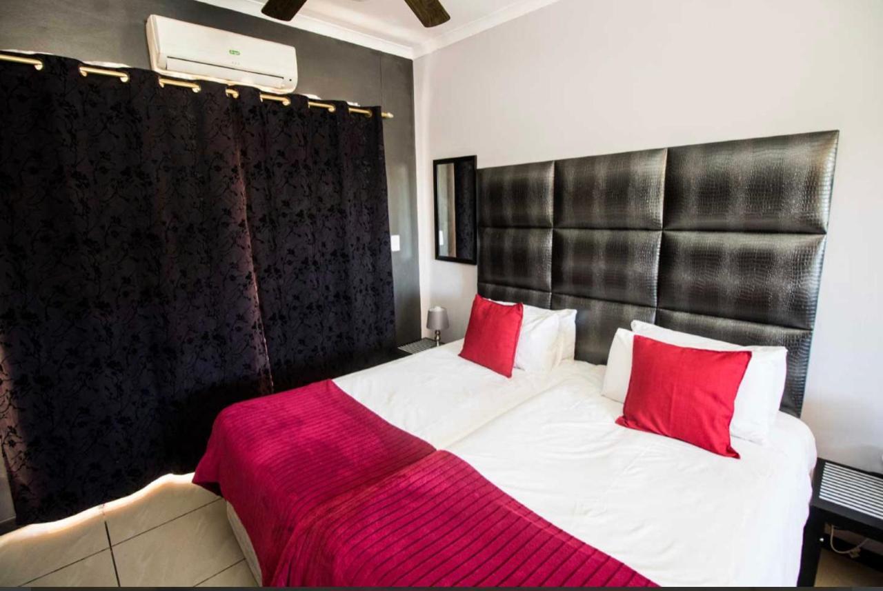 Ethithiya Guesthouse And Self-Catering Windhoek Esterno foto